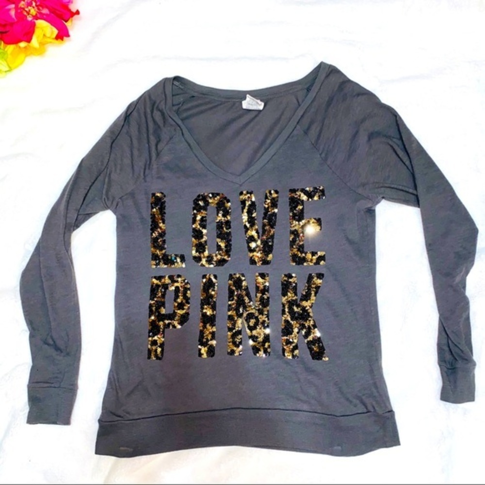Sequins v neck top